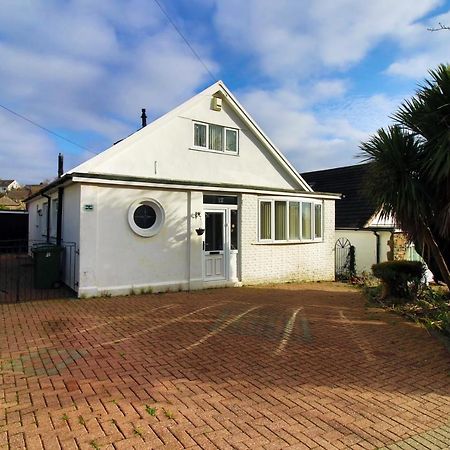 Becky'S Bungalow By Ty Sa -Spacious 4 Bed Bungalow Cardiff Exterior foto